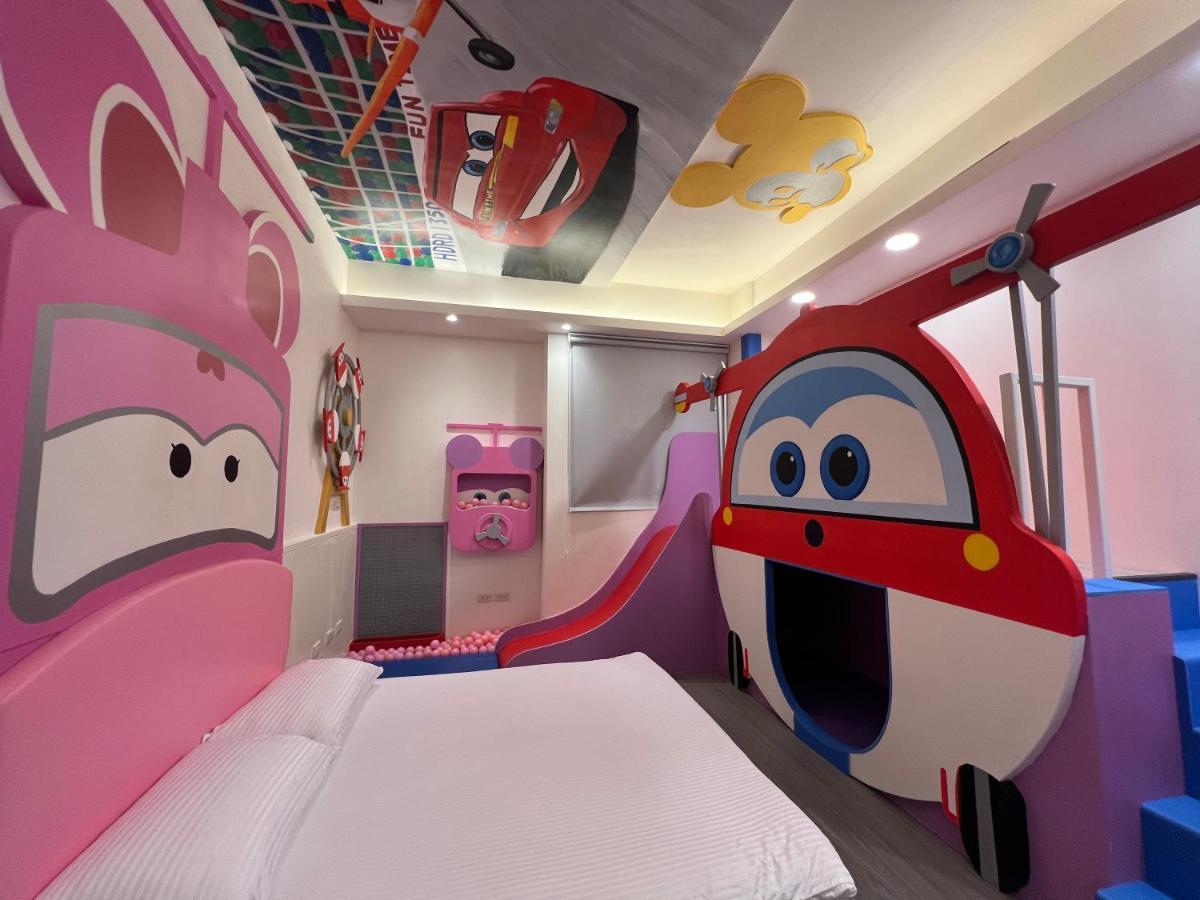 Fun Holiday Family Hostel Tajnan Kültér fotó