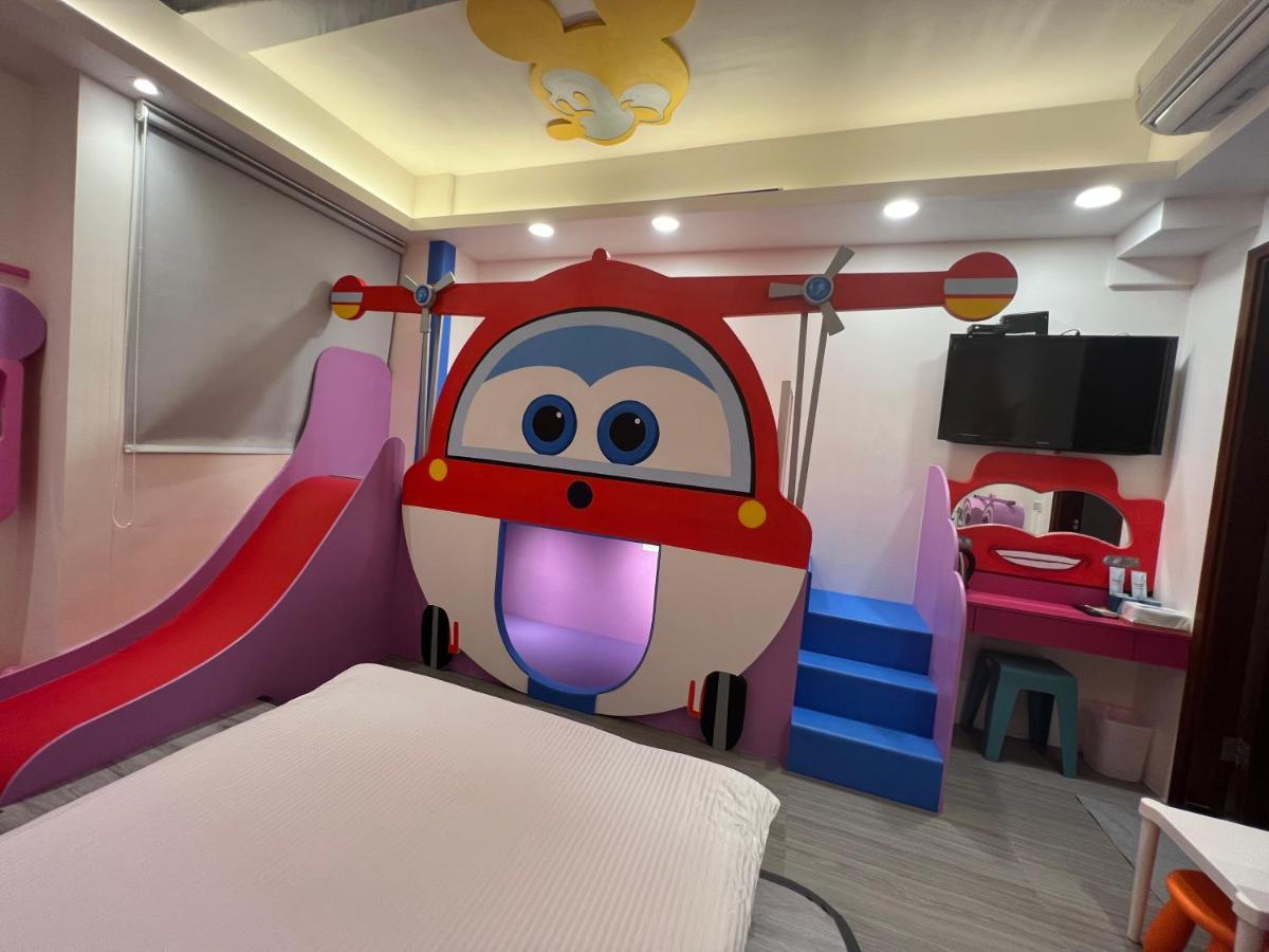 Fun Holiday Family Hostel Tajnan Kültér fotó